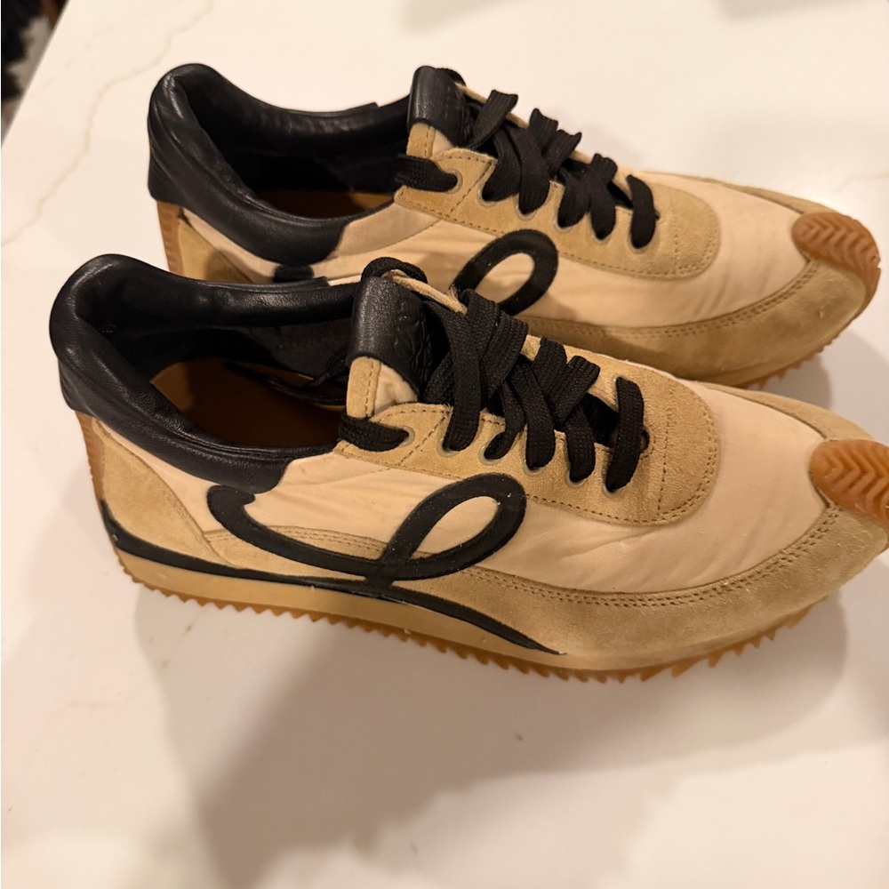 Loewe Flow Runner in nylon and suede, black and gold 37 or size 7